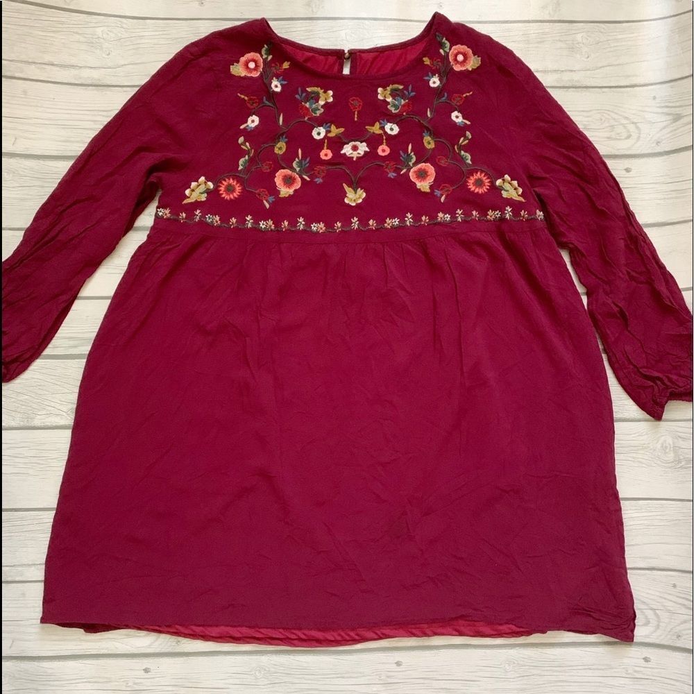 Jodifl burgundy floral tunic top- large